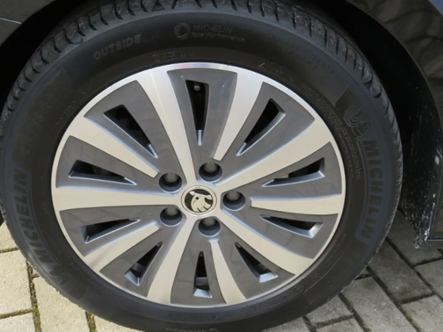Skoda Superb Combi Style iV AHK beh. FS MEMORY NAVI Schwarz - 2