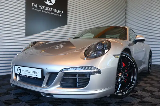 Porsche 991 Carrera S Coupé NAVI/PDC/BOSE/SCHALTGETRIEBE