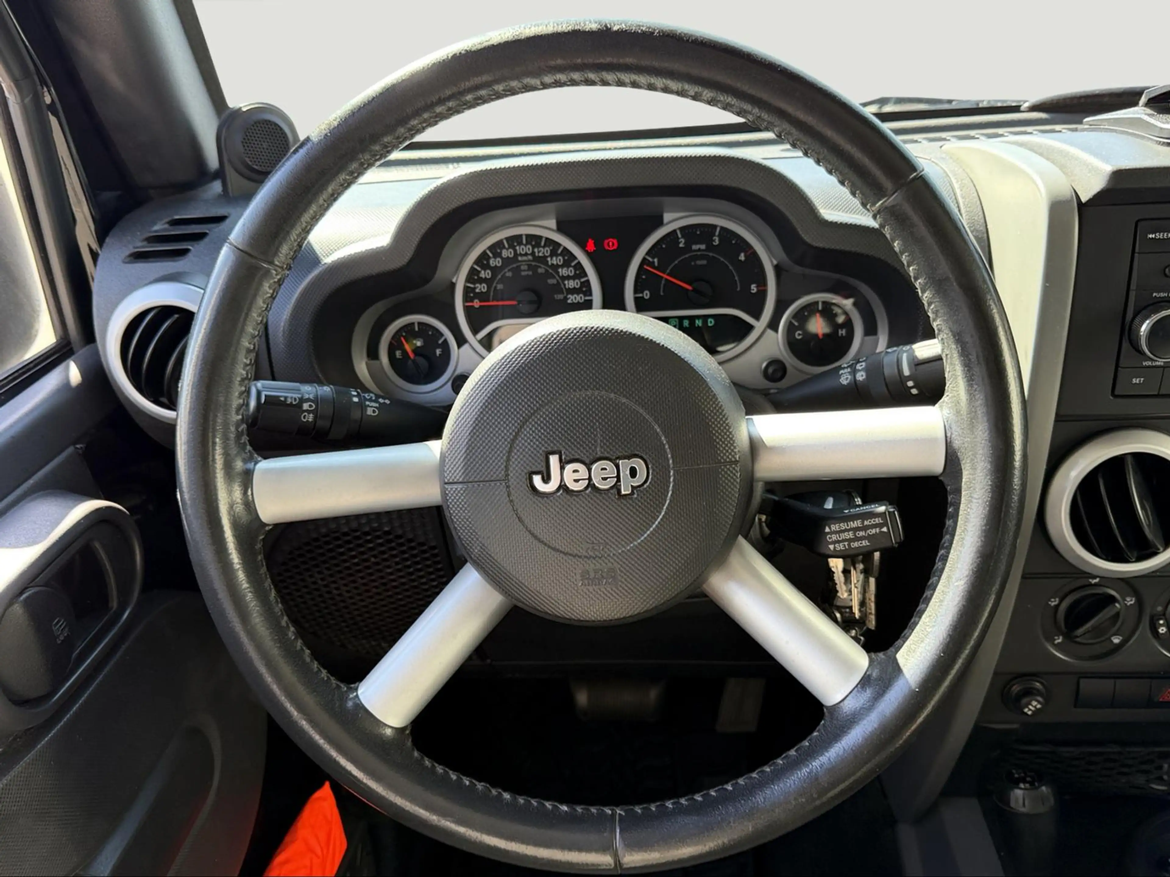 Jeep Wrangler Sahara UNLIMITED 2.8CRD STANDK/AHK — photo 12