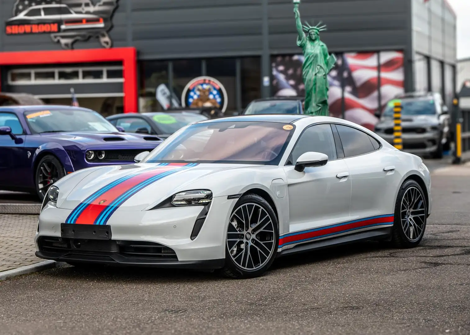 Porsche Taycan 4 S, Sport Chrono Paket, neue Batterie White - 2