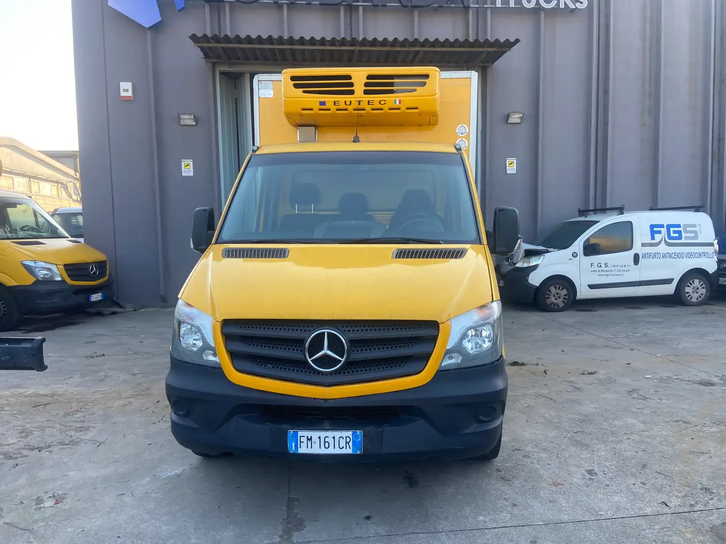 Mercedes-Benz Sprinter FRA/FRIGO/ATP VALIDO 2026/2017 Amarillo - 2