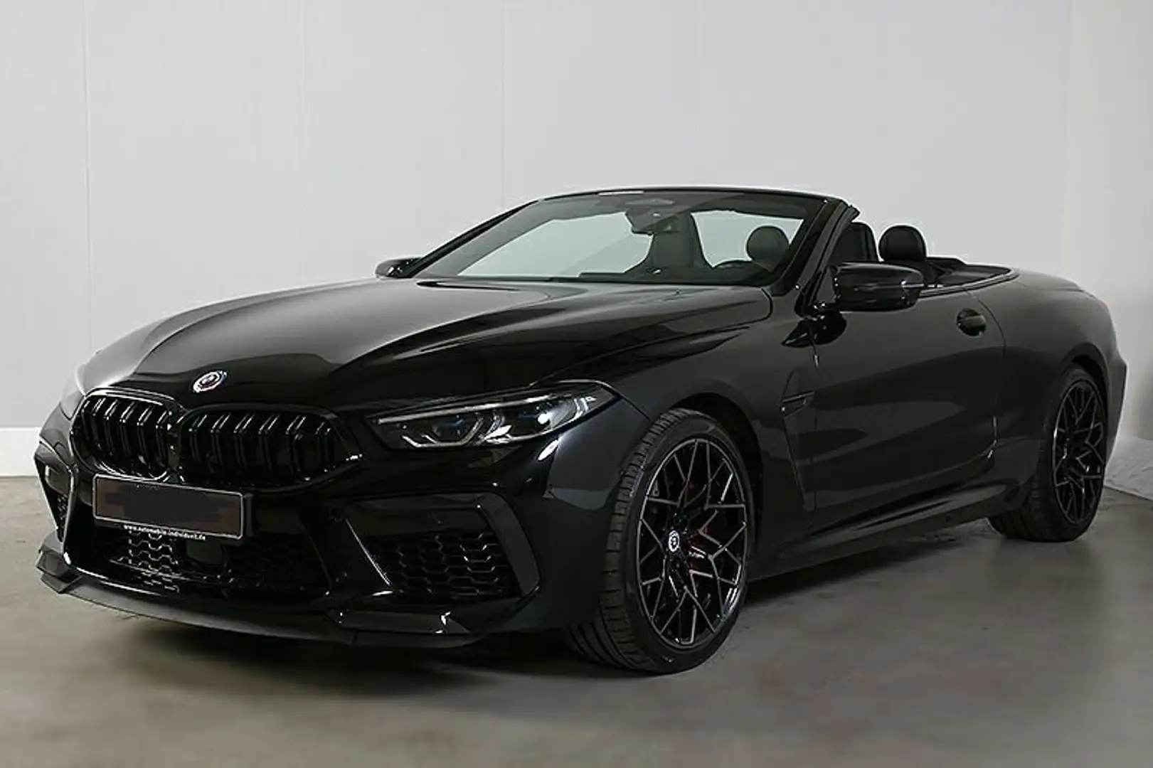 BMW M8 M8 Cabrio Competition Schwarz - 2