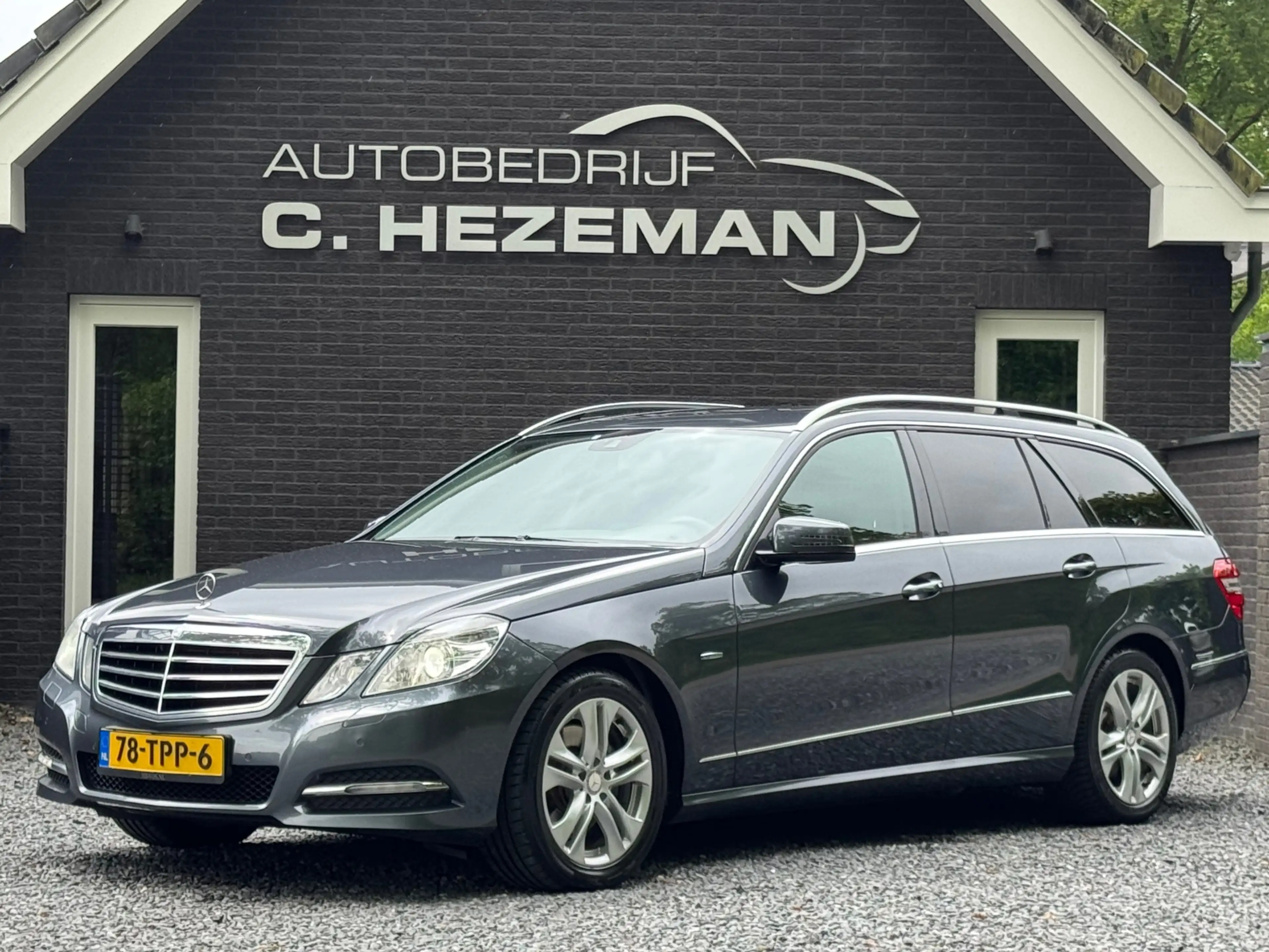 Mercedes-Benz E 250 Estate CDI Business Class Avantgarde Xenon Leder C — photo 3