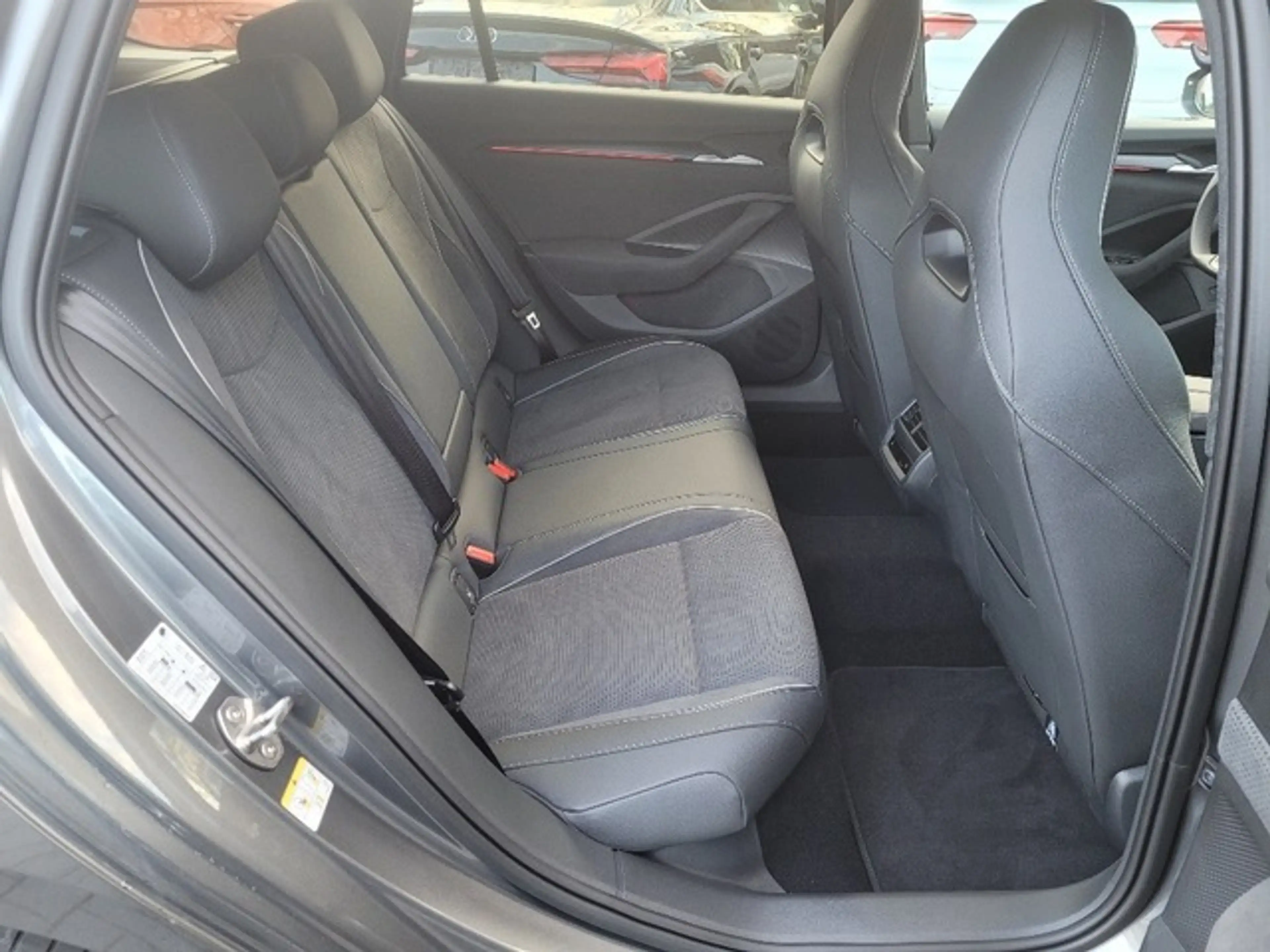 Skoda Superb Combi 2.0 TDI 142 kW 4x4 Sportline — photo 11