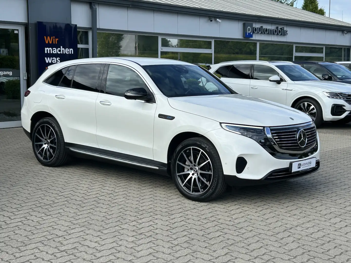 Mercedes-Benz EQC 400 *ACC*DCC*MULTIBEAM*NAVI*360* Wit - 2