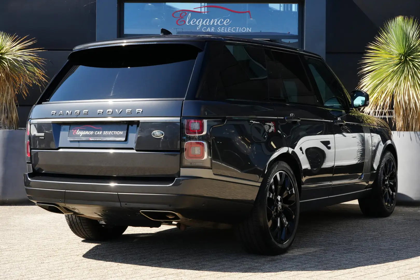 Land Rover Range Rover P400e Autobiography 400pk Panoramadak/Luchtvering/ Grijs - 2