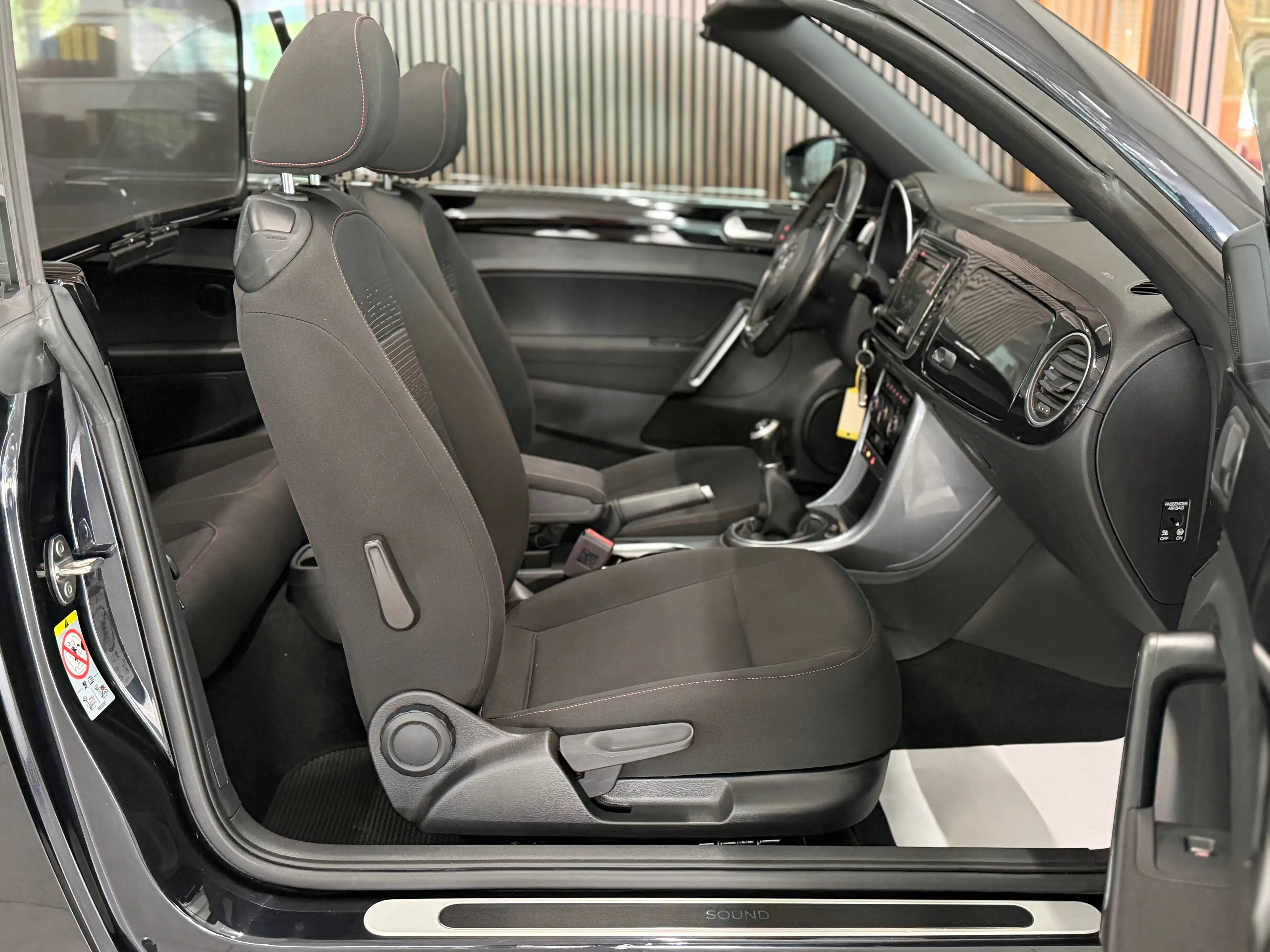 Volkswagen Beetle Design BMT/Start-Stopp*lückenlos Vw Scheclheft*VW Vfw+1. Hand*Navi* — photo 9