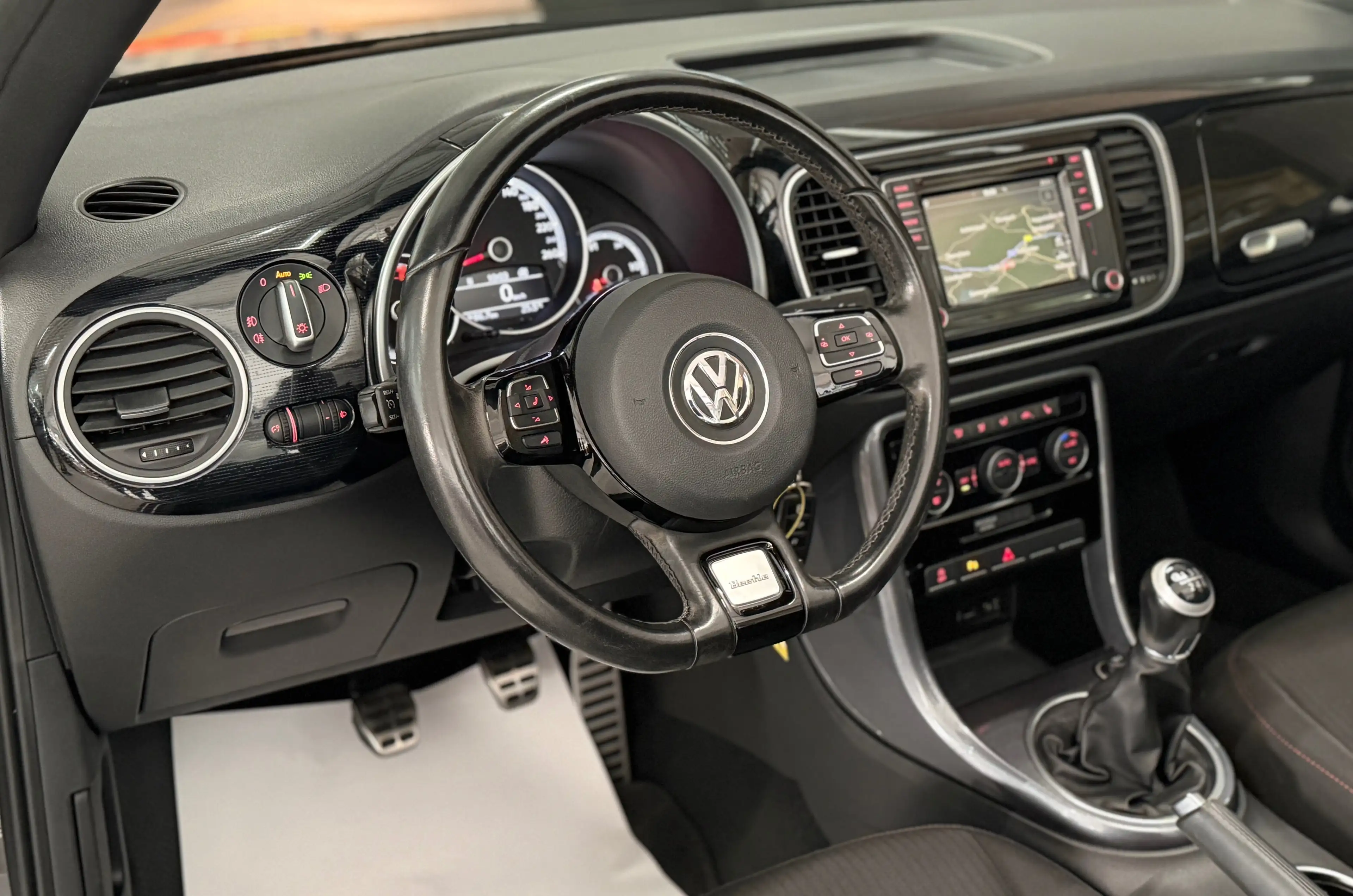 Volkswagen Beetle Design BMT/Start-Stopp*lückenlos Vw Scheclheft*VW Vfw+1. Hand*Navi* — photo 11