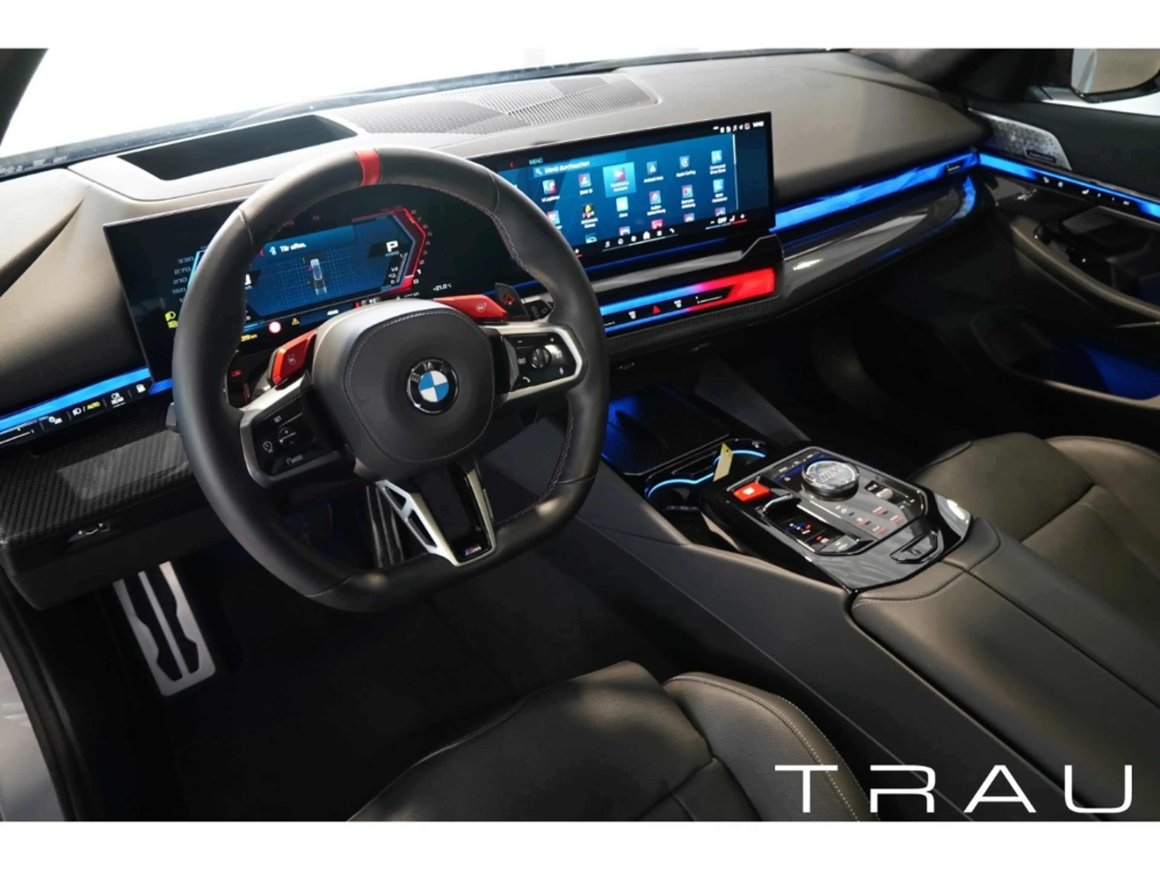 BMW M5 Ultimate Memo HUD AHK B&W 360 Pano Carbon — photo 9