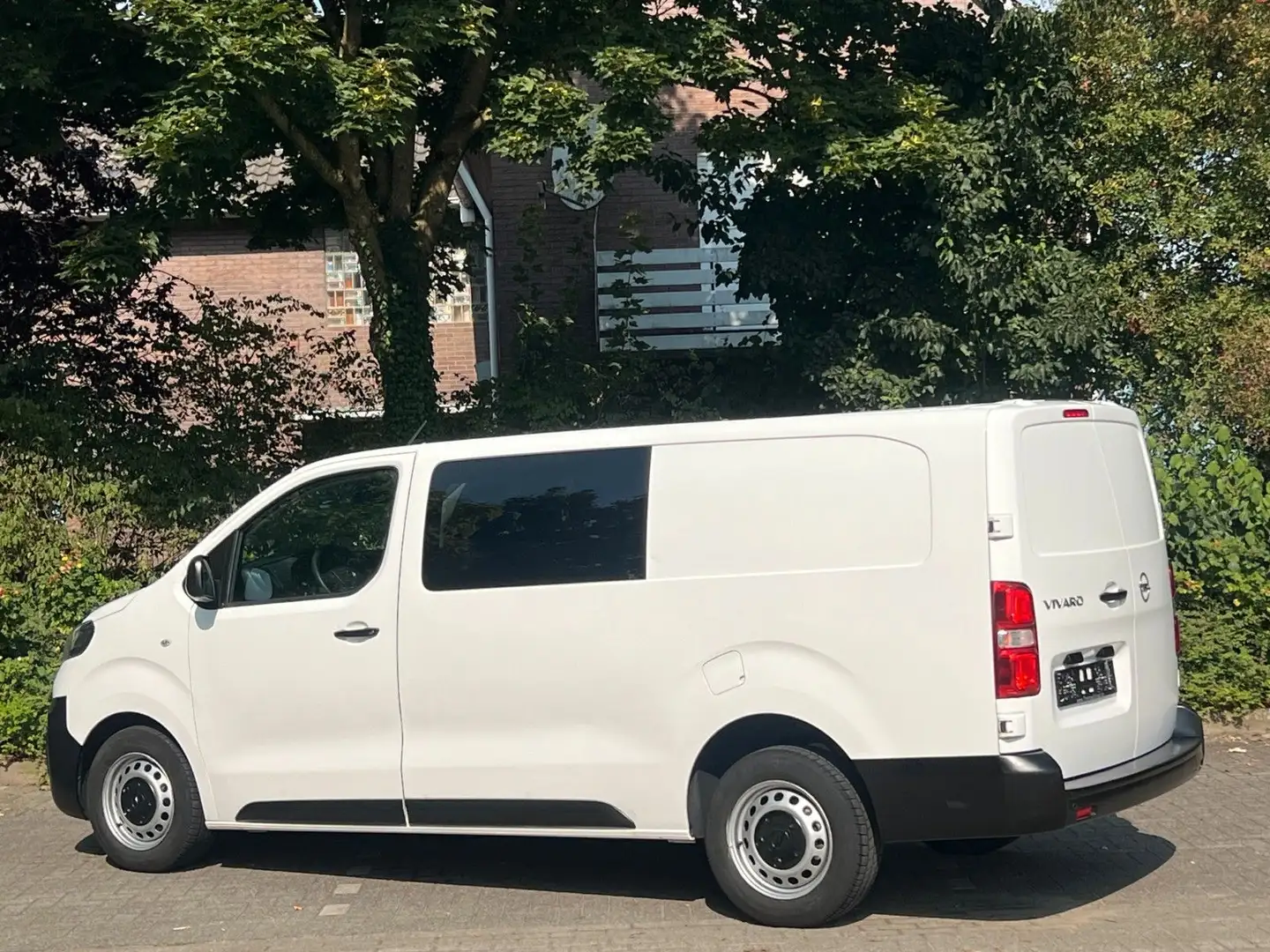 Opel Vivaro 2.0 CdTi Lang Doppelkabine 6 Sitze Lkw Weiß - 2