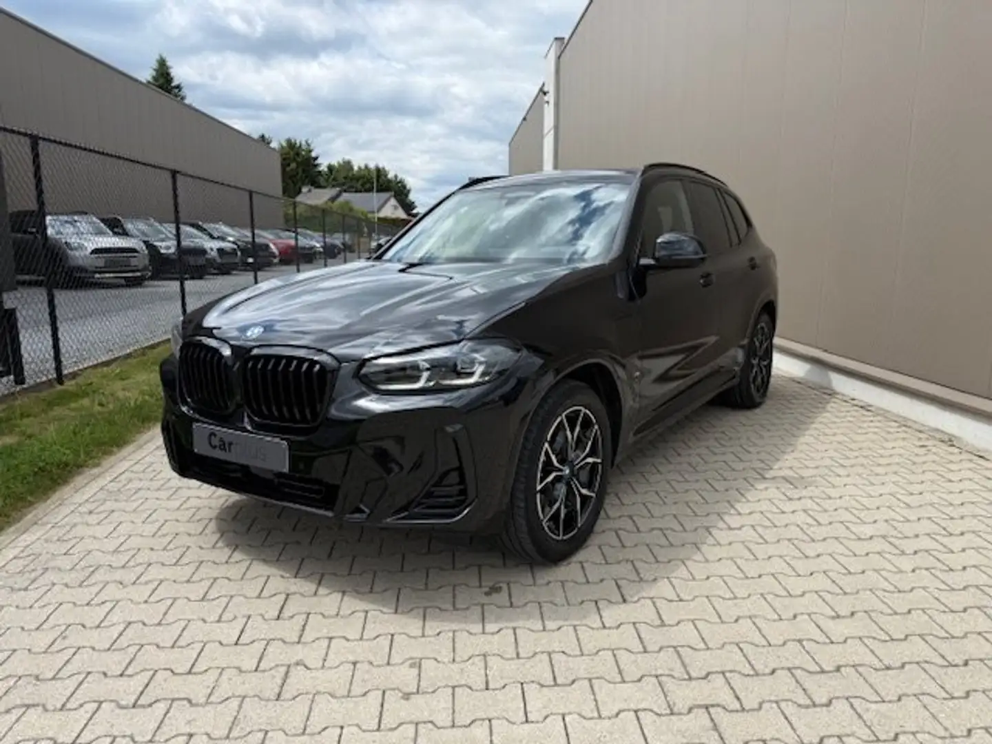 BMW X3 30e xDrive/ M SPORT / HUD/SHADOW LINE/ ADAP.LED... - 1