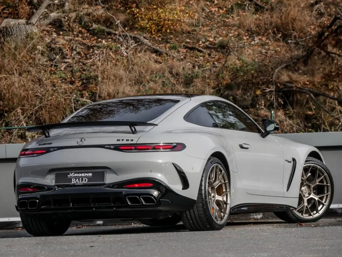 Mercedes-Benz AMG GT 63 4M+ Aero/Perf-Si/Keramik/Pano/Burm/21" Grigio - 2