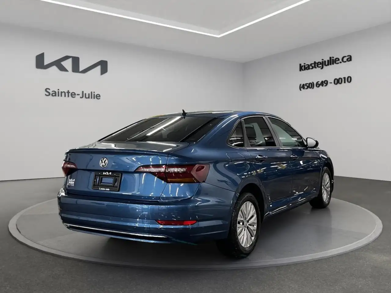 Volkswagen Jetta снимка Volkswagen Jetta