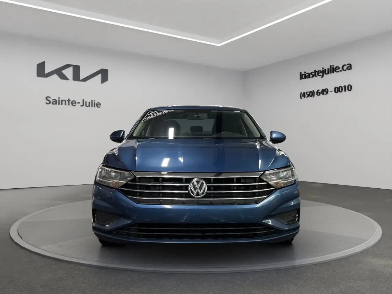 Volkswagen Jetta снимка Volkswagen Jetta