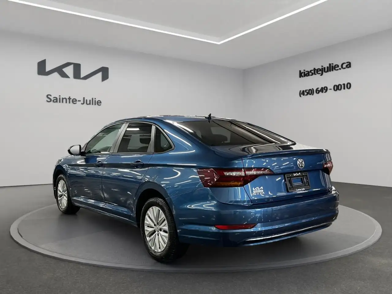 Volkswagen Jetta снимка Volkswagen Jetta
