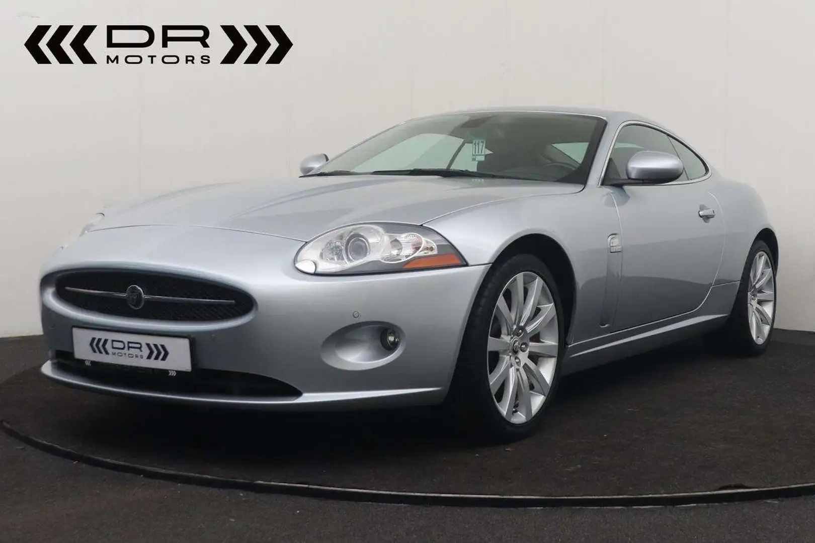 Jaguar XK 4.2 V8 AUT. - NAVI - LEDER - 1e EIGNAAR - TOPSTAAT Grey - 1