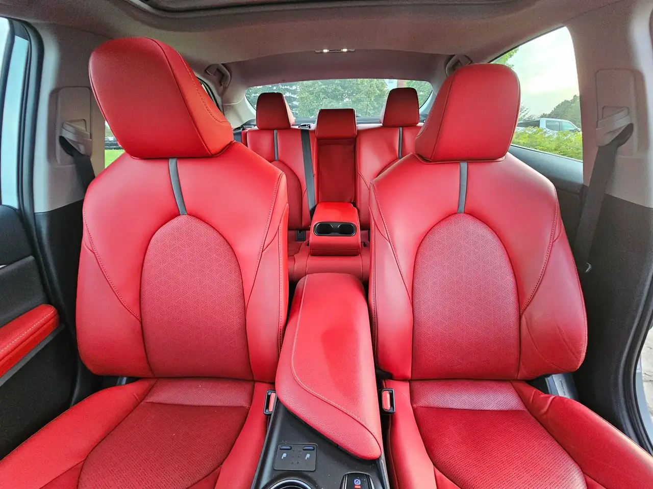 Toyota Camry снимка Toyota Camry