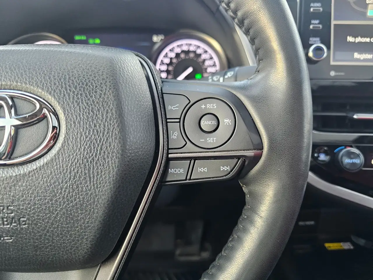 Toyota Camry снимка Toyota Camry