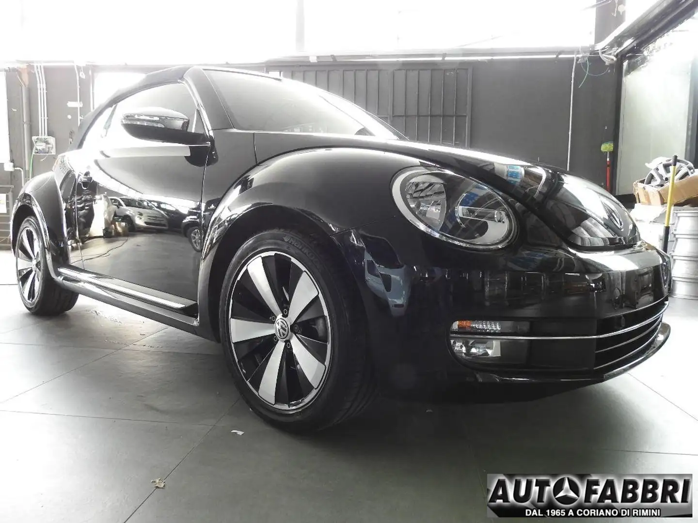 Volkswagen VOLKSWAGEN - New Beetle Cabrio 1.2 tSI Design Ltd Noir - 1
