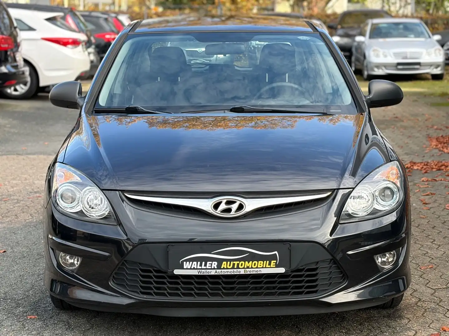 Hyundai i30 1.4 Edition+ INSP NEU / 1.HAND / EURO 5 Schwarz - 2