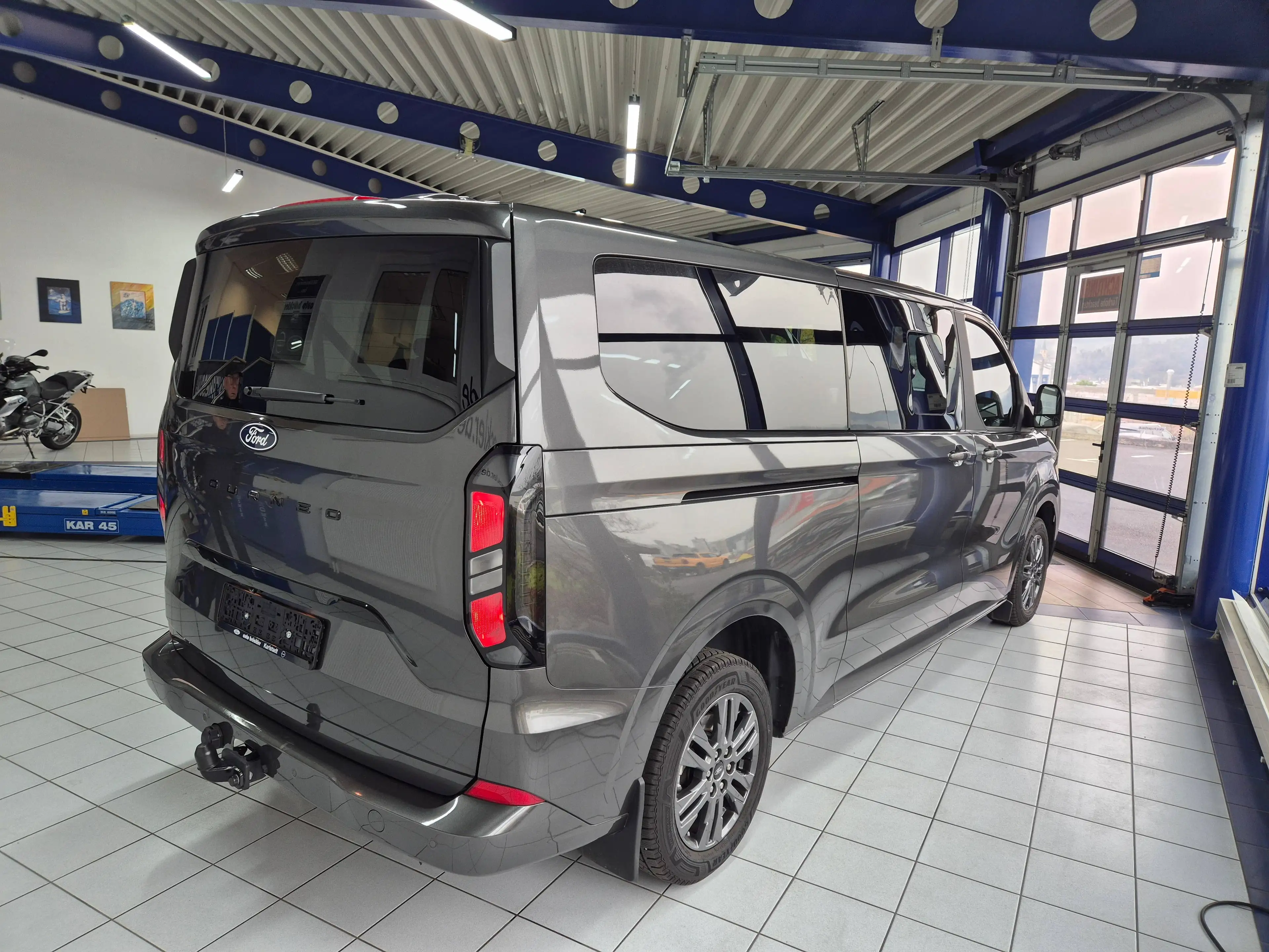 Ford Tourneo Custom 320 L2 Tourneo Titanium - LED - AHK - 8 Sitze - — photo 13