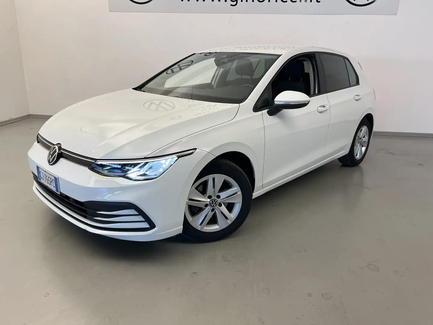 Volkswagen Golf 1.0 eTSI EVO DSG Life Blanc - 2