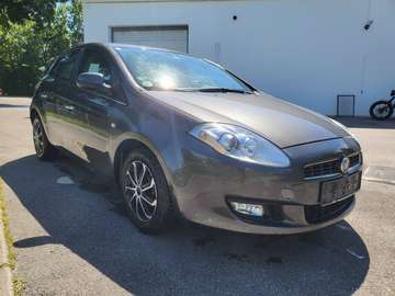 Bravo 1,4 16V T-Jet 120 Active Active
