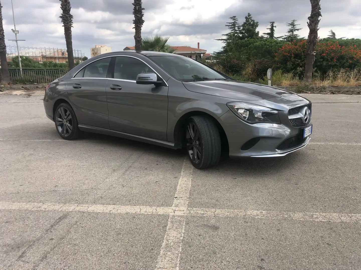 Mercedes-Benz CLA 180 d (cdi) Premium E6 Grigio - 2