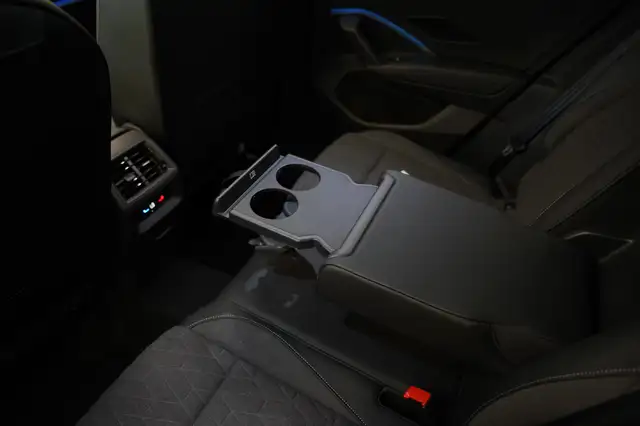 Volkswagen Tiguan view 23