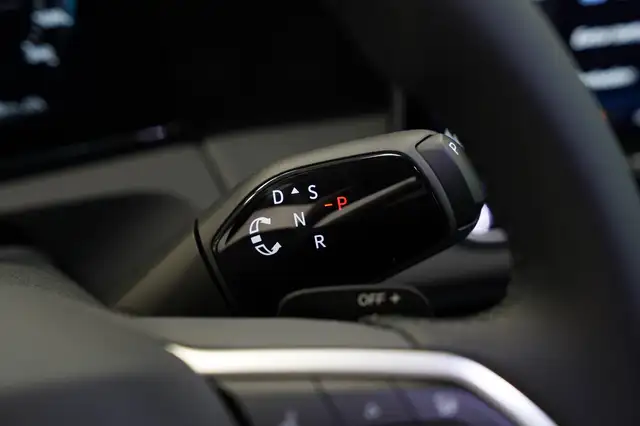 Volkswagen Tiguan view 11