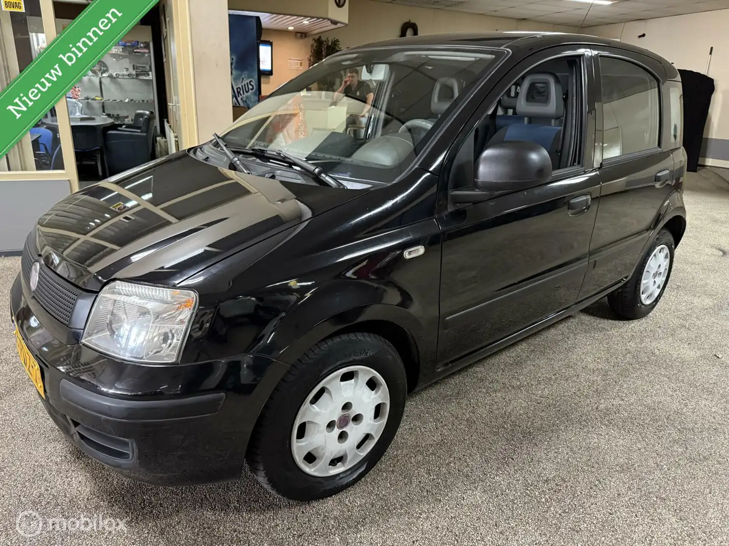 Fiat Panda 1.2 Active Zwart - 1