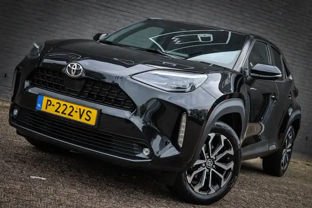 Toyota Yaris Cross 1.5 VVT-I First Edition Net binnen-Nu al te bezich