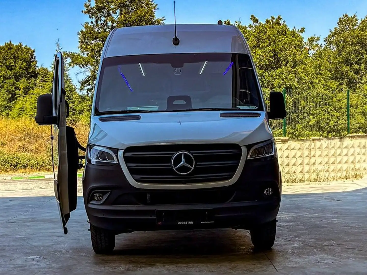 Mercedes-Benz Sprinter OLEASTER SCHOOL LAND XL Fehér - 1
