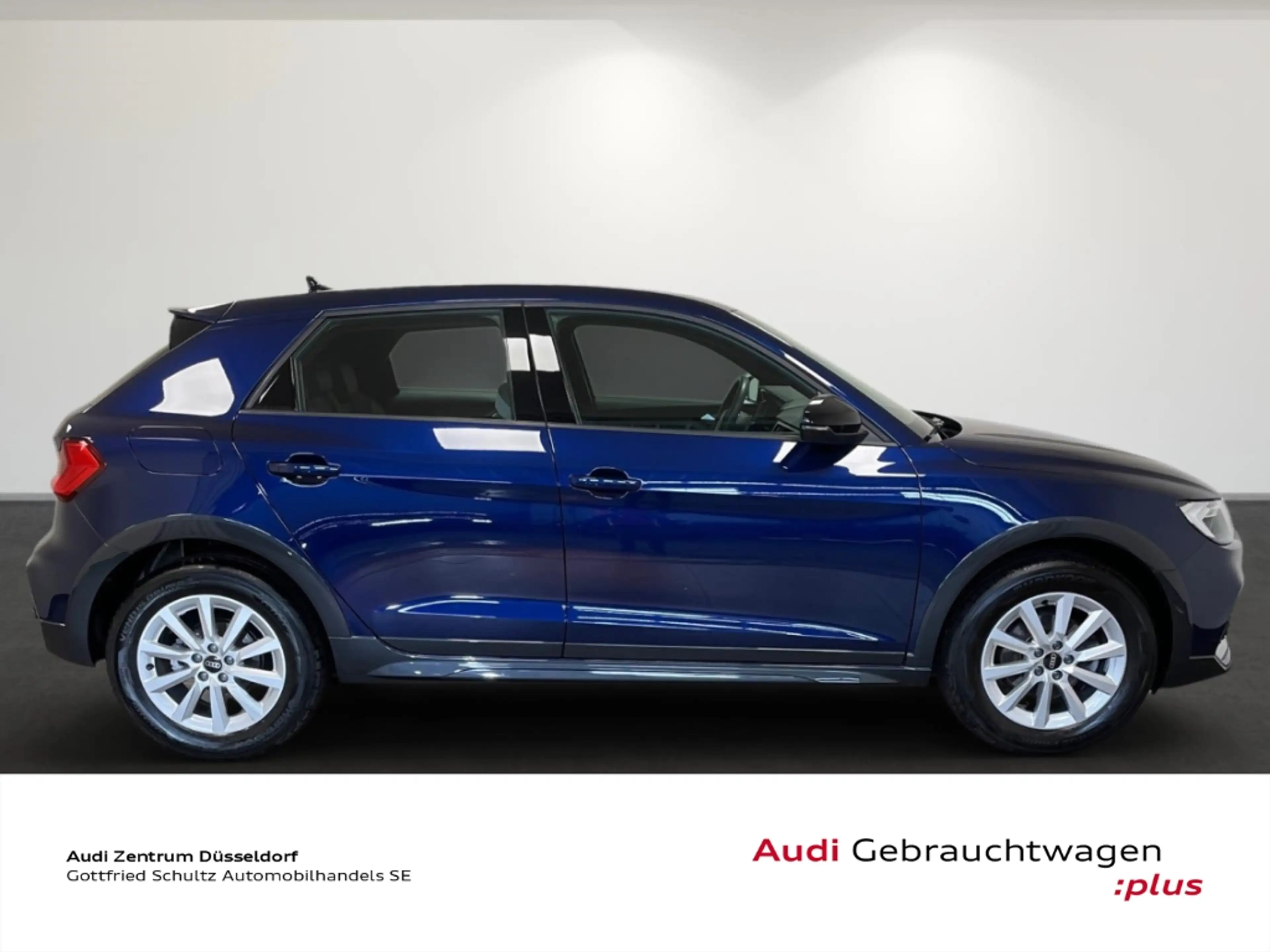 Audi A1 allstreet 30 TFSI S-LINE CARPLAY PDC LED — photo 3