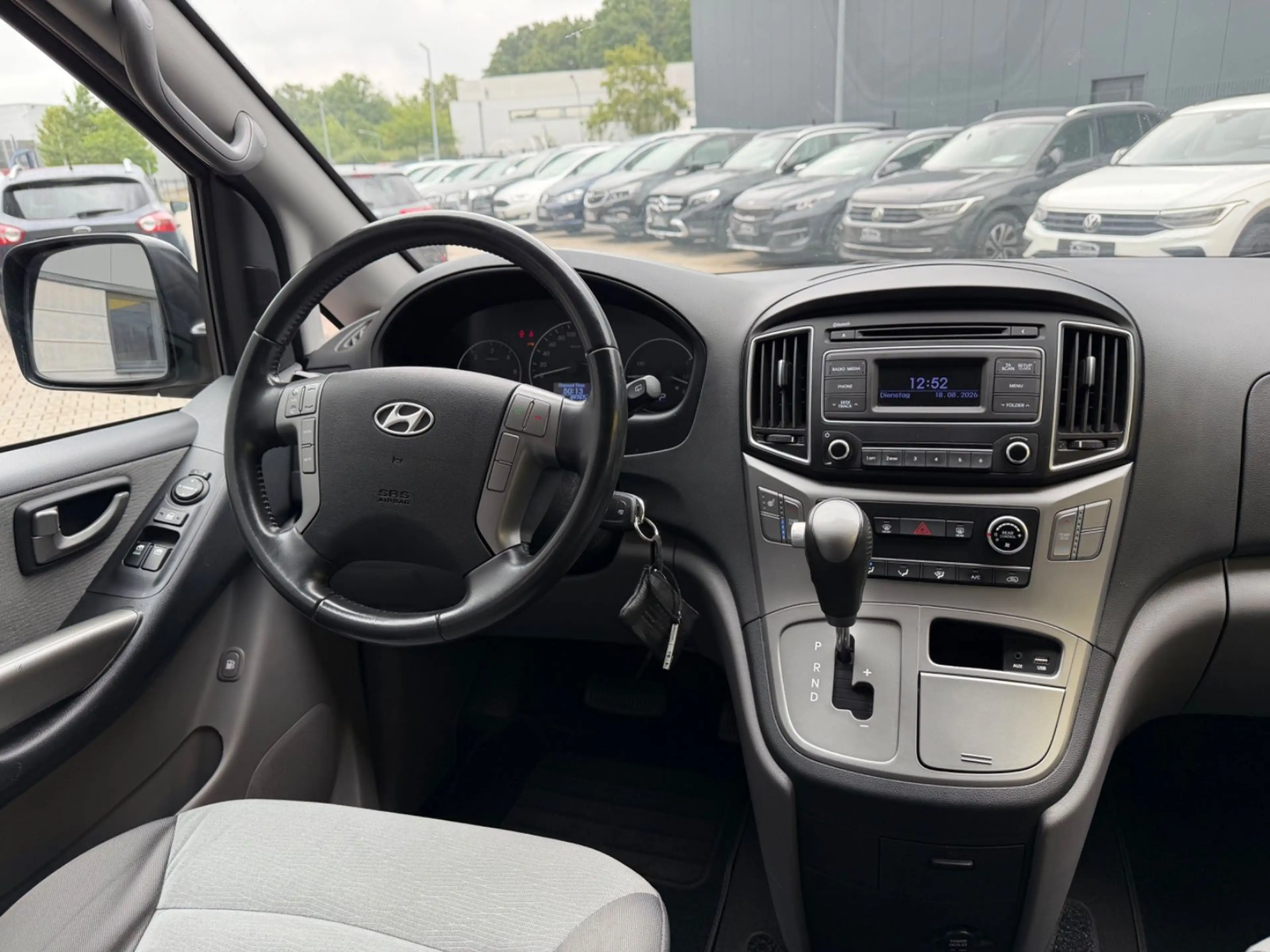 Hyundai H-1 /8 SITZER/AUTOMATIK/3 Z KLIMAA*/SHZ — photo 15