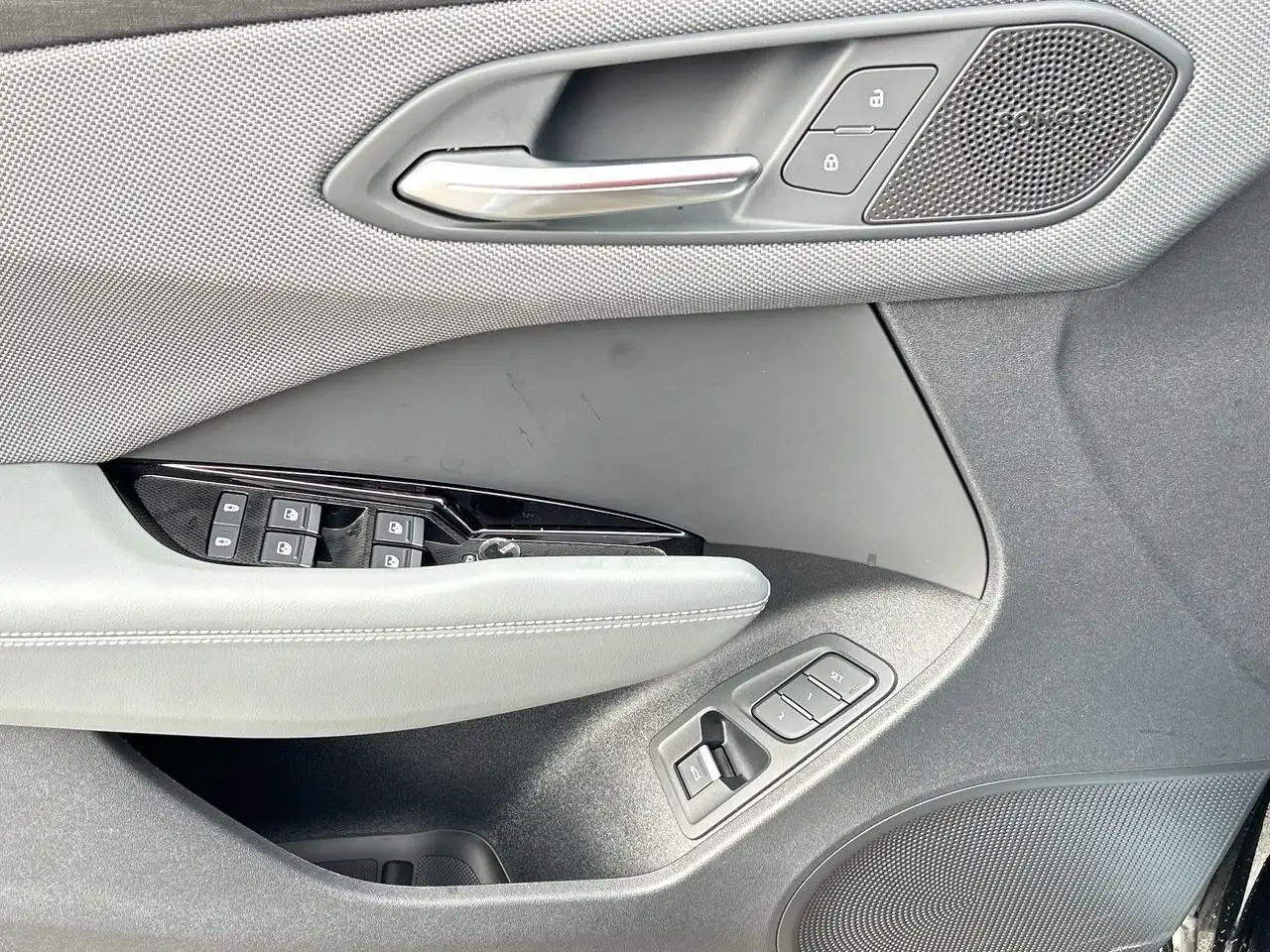Audi Q3 снимка Audi Q3