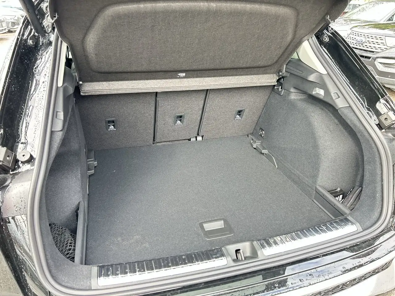 Audi Q3 снимка Audi Q3