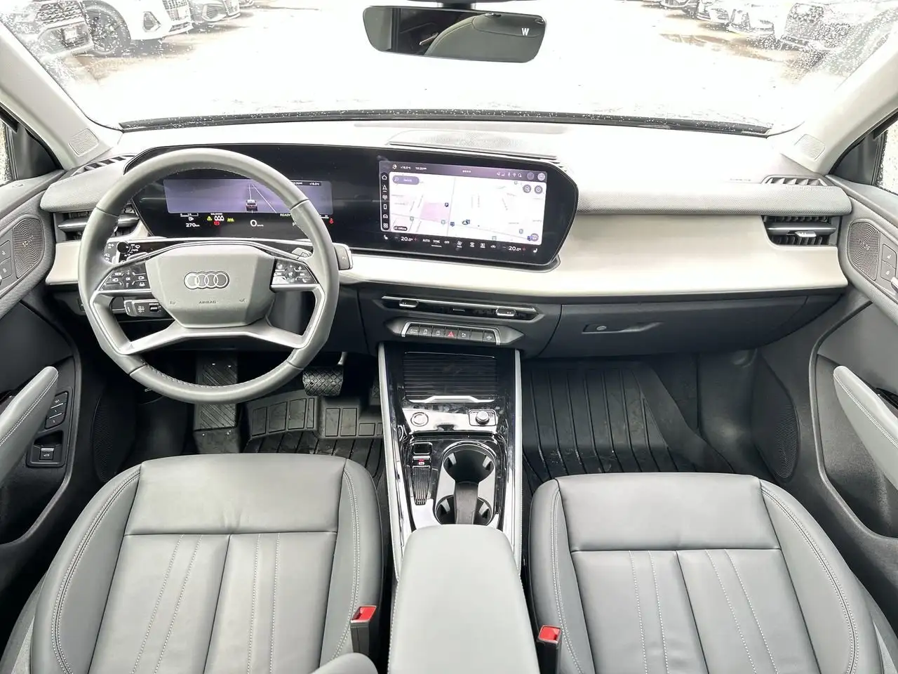 Audi Q3 снимка Audi Q3