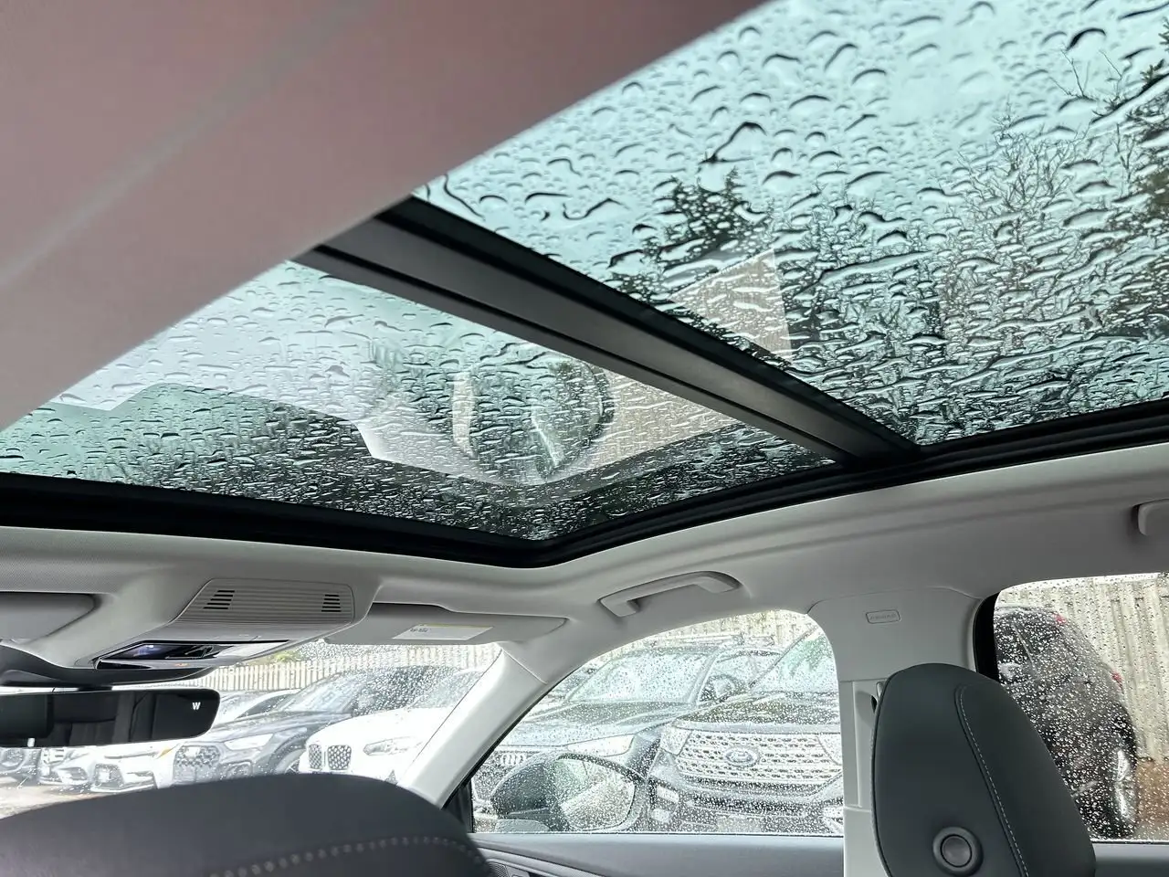 Audi Q3 снимка Audi Q3