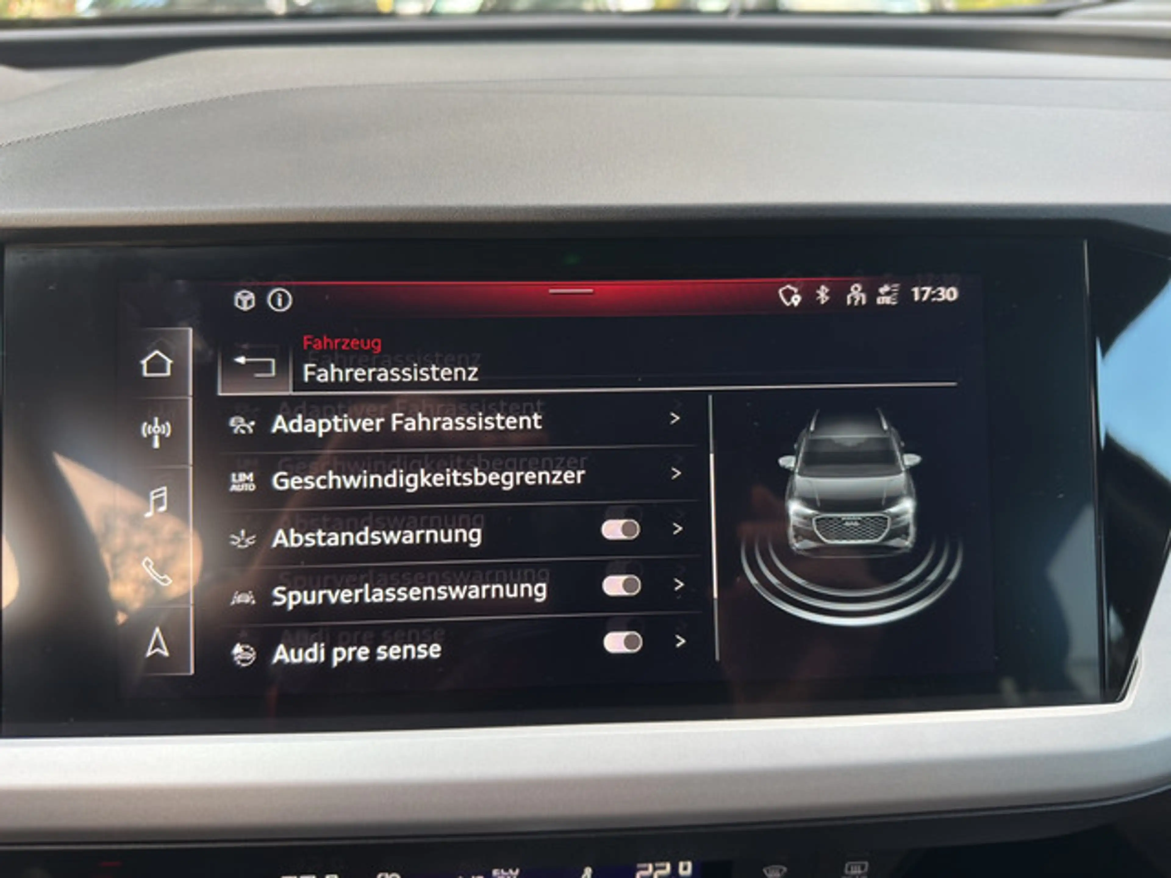 Audi Q4 e-tron 40 150 KW SHZ KAMERA AHK LED — photo 29