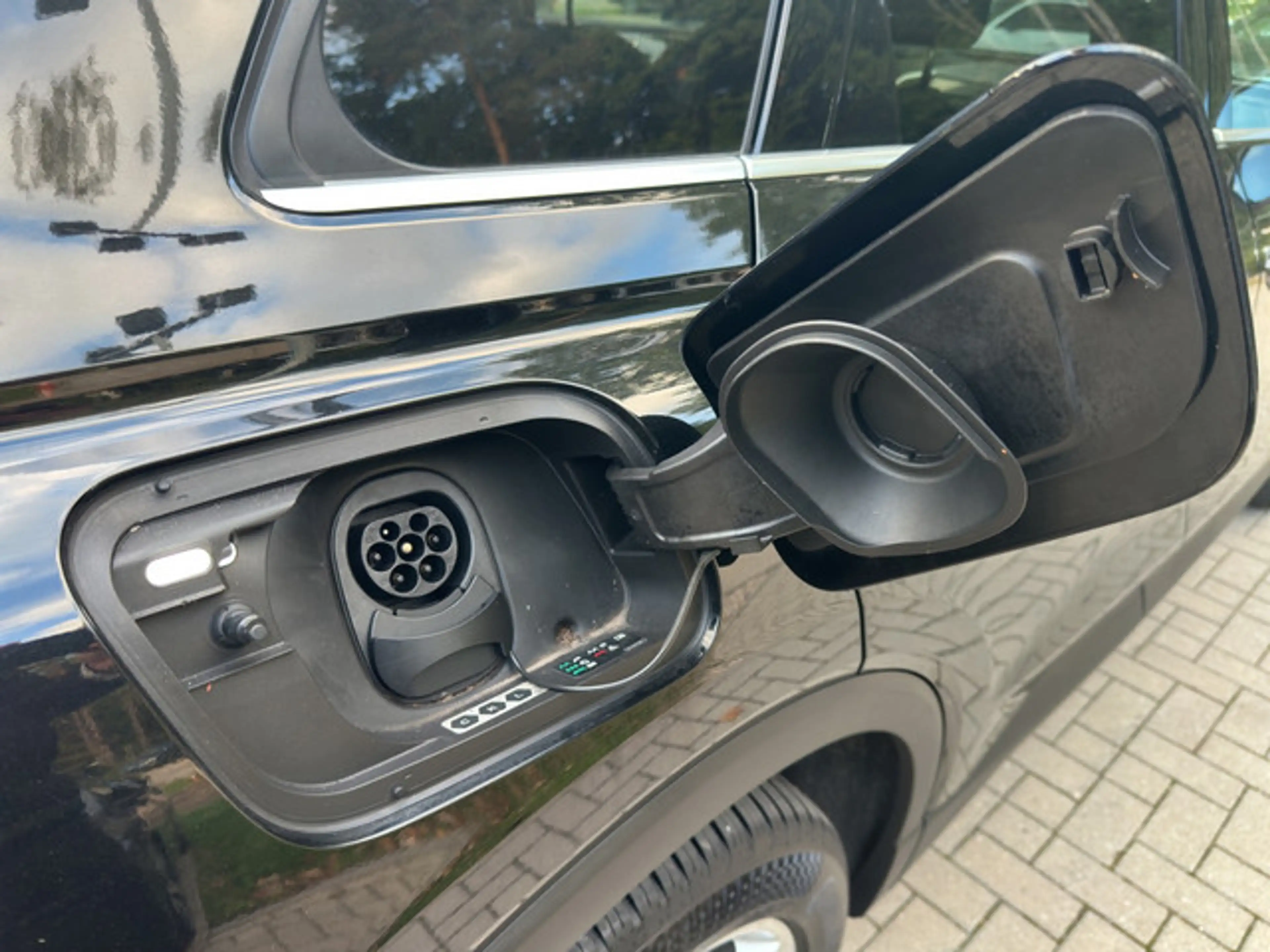 Audi Q4 e-tron 40 150 KW SHZ KAMERA AHK LED — photo 31