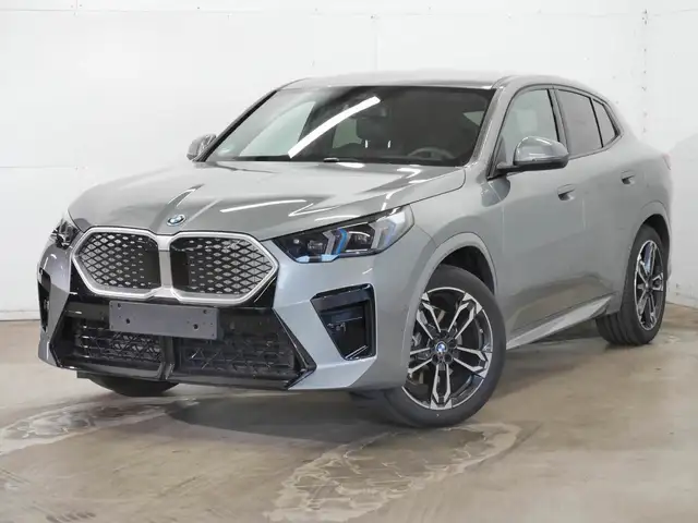 BMW iX2 xDrive30 |Aktivsitz |M Sportpaket |19 M LMR