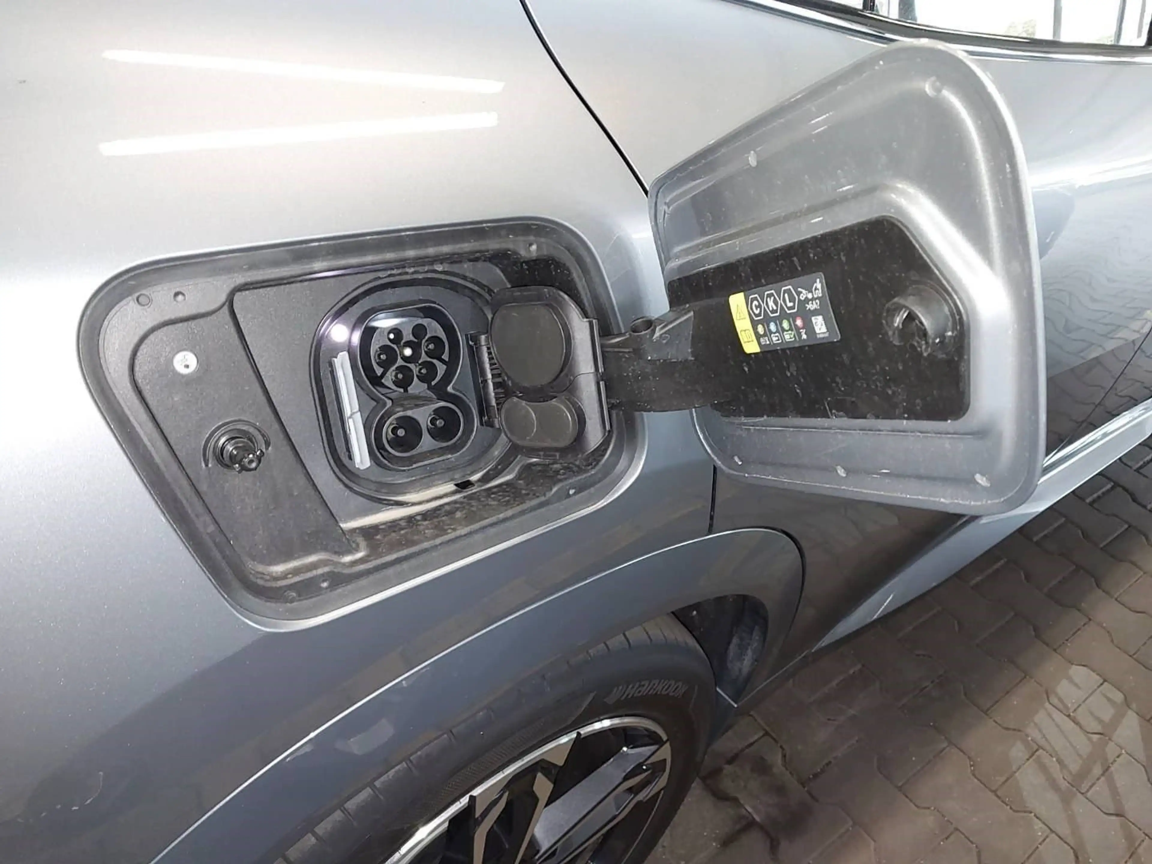 BMW iX2 xDrive30 |Aktivsitz |M Sportpaket |19 M LMR — photo 10