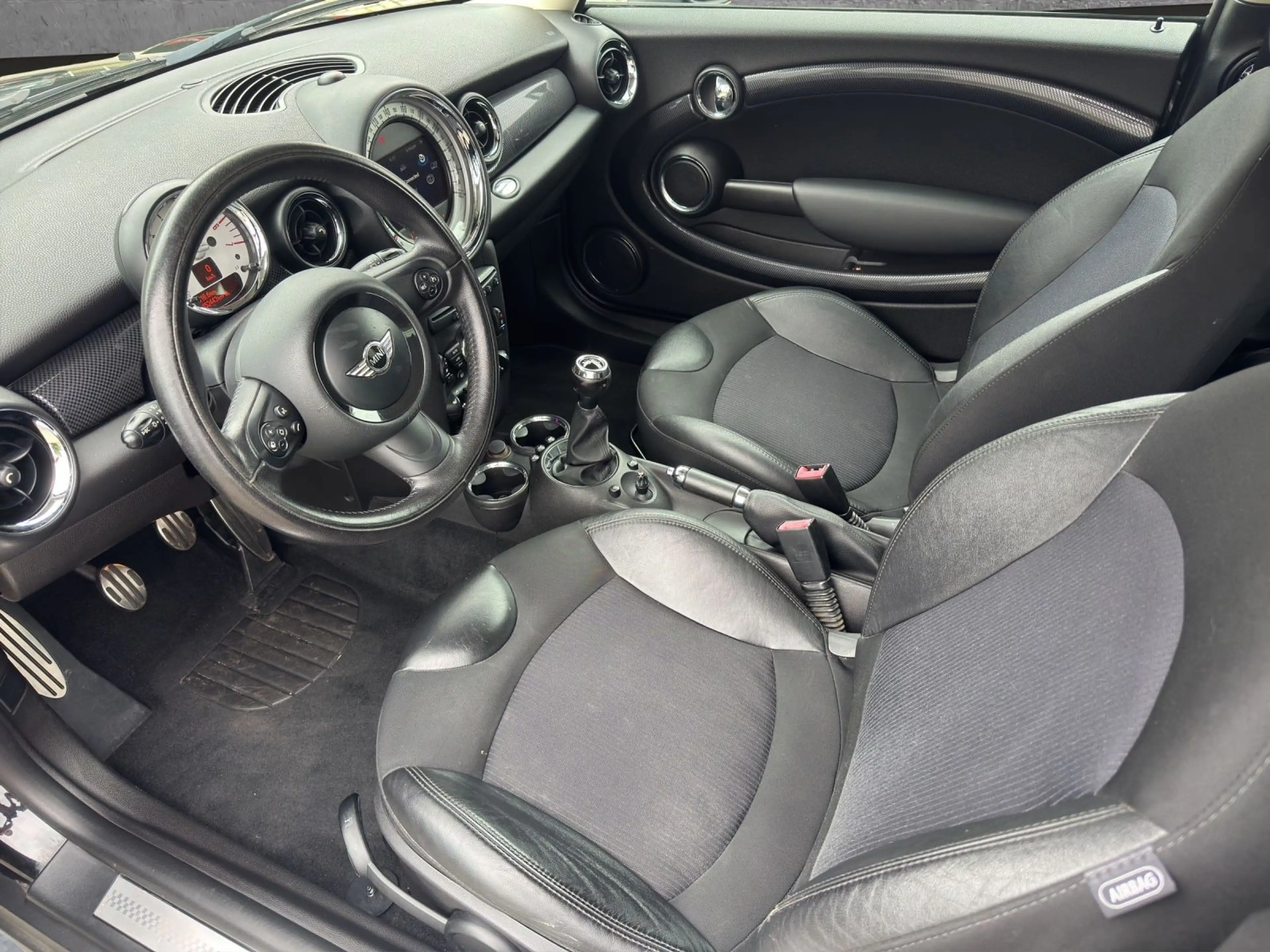 MINI Cooper SD Clubman Cooper SD Navi+Xenon+Sitzhzg — photo 9