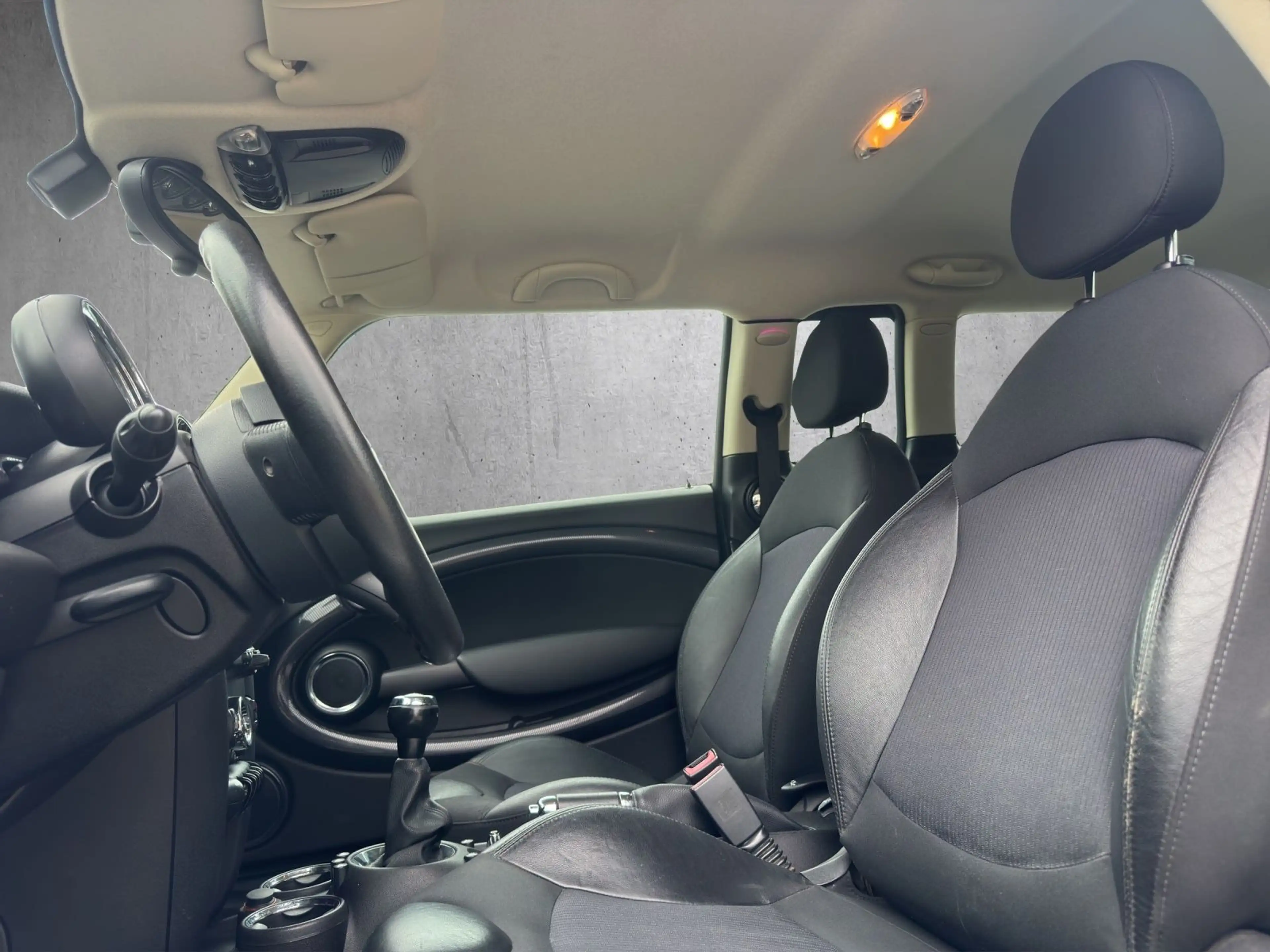 MINI Cooper SD Clubman Cooper SD Navi+Xenon+Sitzhzg — photo 11