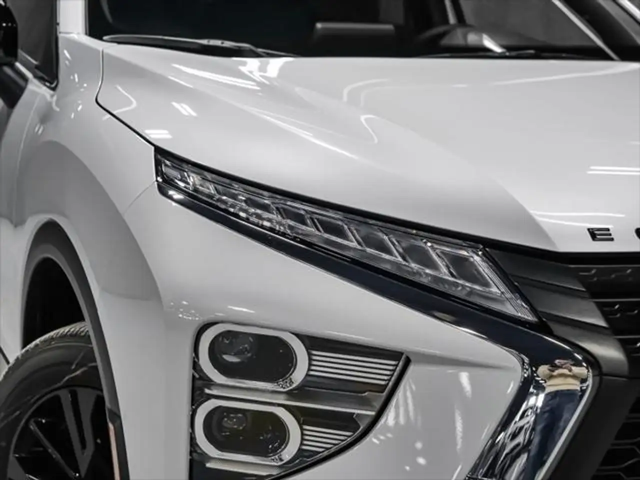 Mitsubishi Eclipse Cross снимка Mitsubishi Eclipse Cross