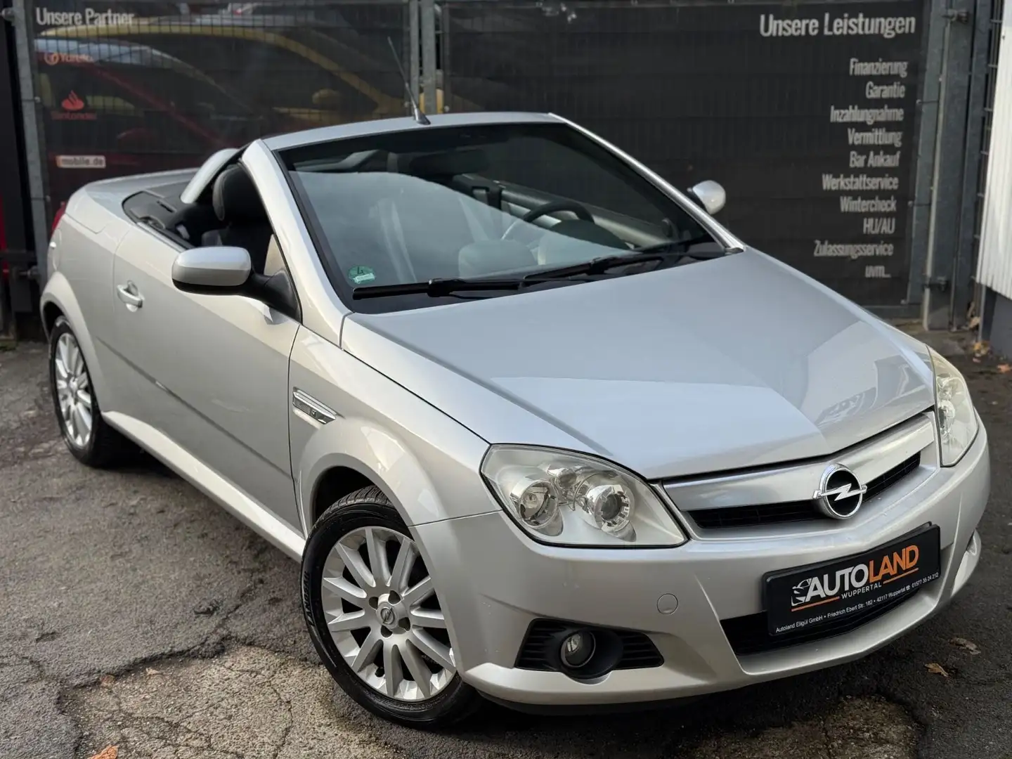 Opel Tigra Twin Top Edition 1.4l*KLIMA*SZH*PDC*HU NEU Silber - 1