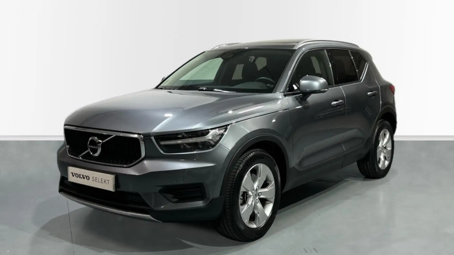 Volvo XC40 T4 Momentum Aut. Gris - 1