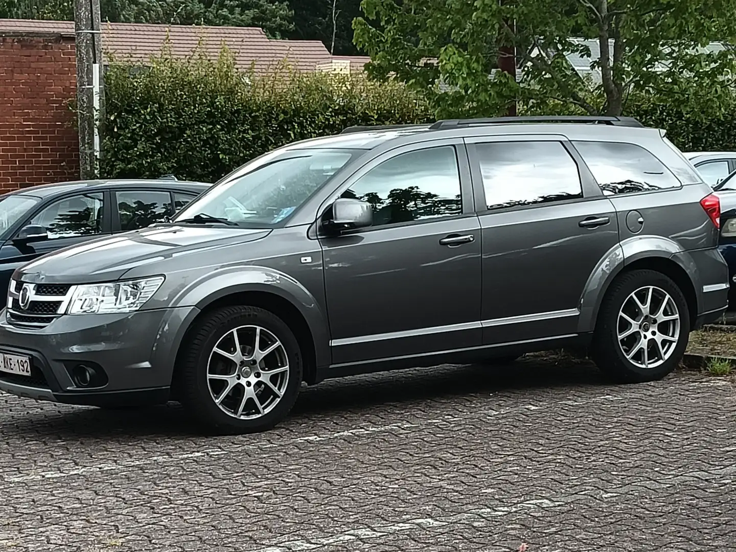 Fiat Freemont Freemont 2.0 MultiJet Freemont Grijs - 1