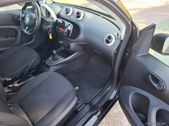 Smart Fortwo view 15